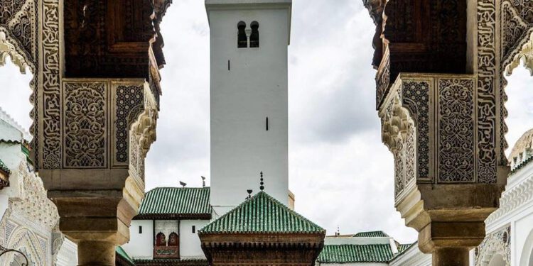 Fatima Al-Fihri - eine muslimische Frau gründet die erste Universität der Welt