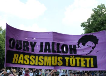 Verbrannt und getötet in einer Polizeizelle - Oury Jalloh
