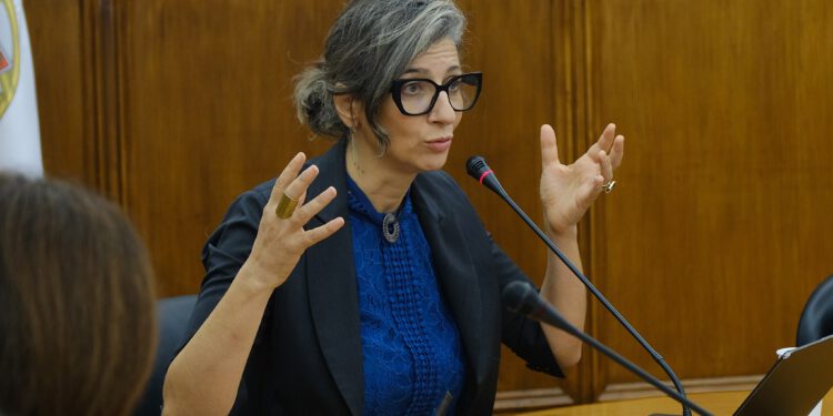 UN-Sonderbeauftragte Francesca Albanese: "Nirgendwo fühlt man sich so eingeengt wie in Deutschland, wenn es darum geht über Israels Völkerrechtsbrüche gegen Palästinenser zu sprechen"