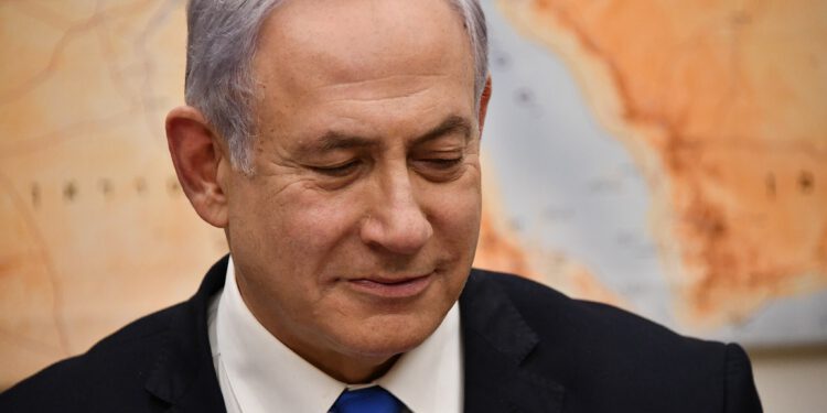 Eskalation und Ablenkung: Was Israel mit dem Angriff auf den Iran erreichen will