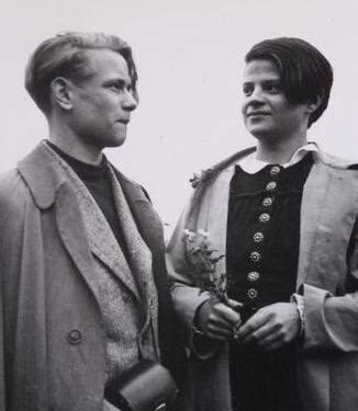 "Aber was liegt an unserem Leben, wenn wir es damit schaffen, Tausende von Menschen aufzurütteln und wachzurütteln.“ - zum 82. Jahrestag der Hinrichtung von Sophie Scholl