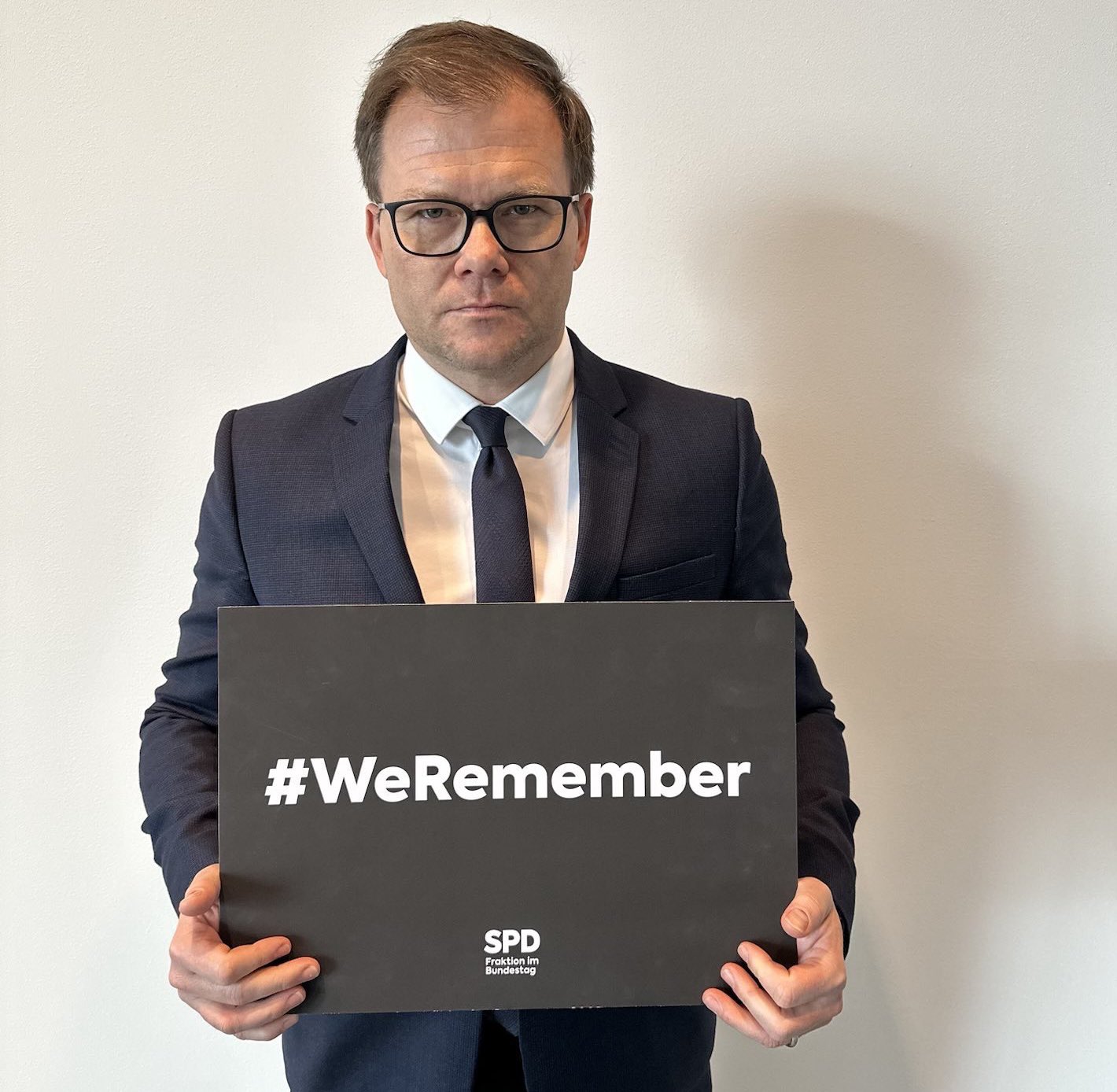 Wie stand Bundesminister Carsten Schneider zum Genozid in Gaza?