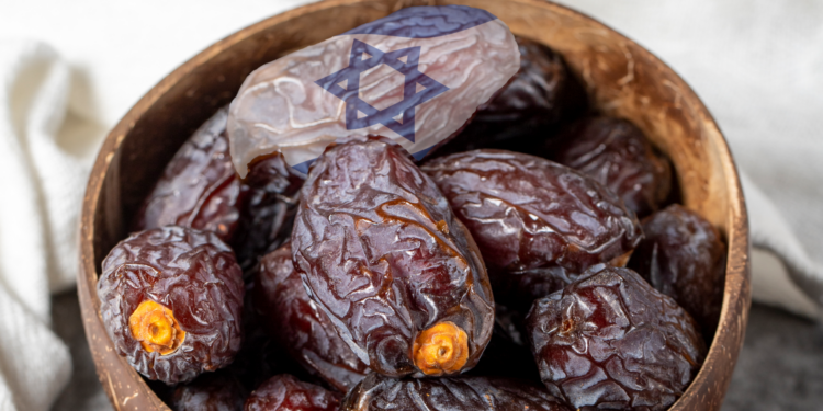 Israelische Datteln überfluten heimlich den deutschen Markt. Oft ohne erkannt zu werden. Manche tarnen sich sogar als angeblich palästinensische Datteln.