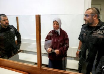 Die deutsch-israelische Aktivistin Zohar Regev kommt in Israel vor Gericht, weil sie Gaza helfen wollte. (Foto: AFP)